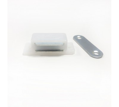 Мебельный магнит 40х15 мм, пластиковый корпус, белый цвет №1