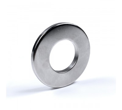 Фото Неодимовый магнит 50х30x5 мм, N38 никель, кольцо 